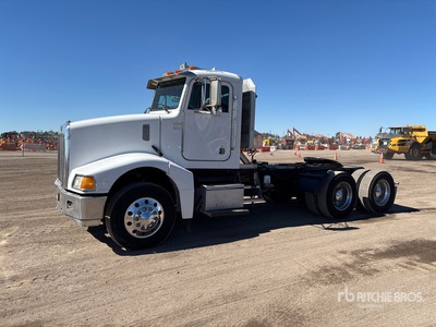 2000 Peterbilt 385 6x4 Day Cab Truck Tractor