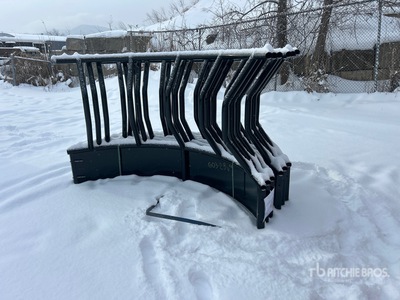 Quantity of (2) 2026 BYT MGFF84 84 in Magnum Prairie Funnel Alimentatore bestiame (Unused)