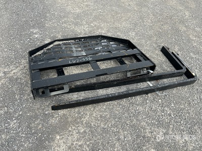 2026 GIYI GY-DHC 59 in Skid Steer Forks (Unused)