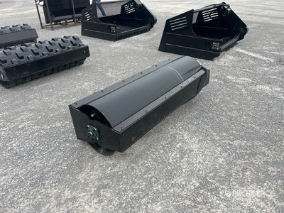 2026 GIYI GY-VR72 72 in Skid Steer Vibratory Roller (Unused)