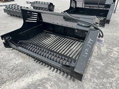 2026 GIYI GY-RP72 72 in Skid Steer Rock Picker (Unused)