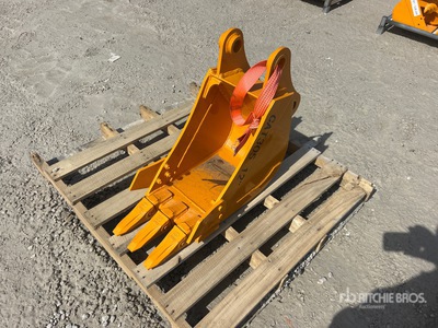 2026 GIYI GY-BK 12 in Digging Excavator Bucket - Fits Cat 305 (Unused)