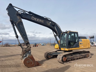 2012 John Deere 210G LC Tracked Excavator