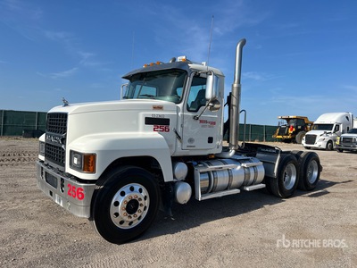 2023 Mack PI64T Pinnacle 6x4 Cabeza Tractora Cabina Corta