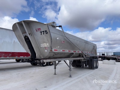 2018 Travis S/97 30 ft T/A Aluminum Frameless End Dump Trailer