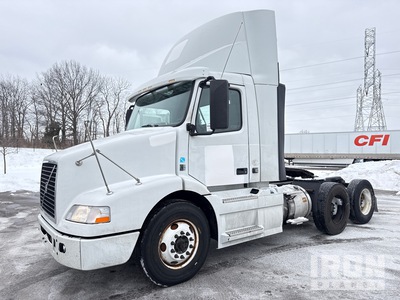 2018 Volvo VNM64T 200 6x4 T/A Day Cab Truck Tractor