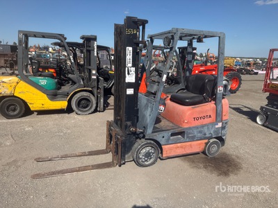 1997 Toyota 426FGCU15 3300 lb Pneumatic Tire Forklift