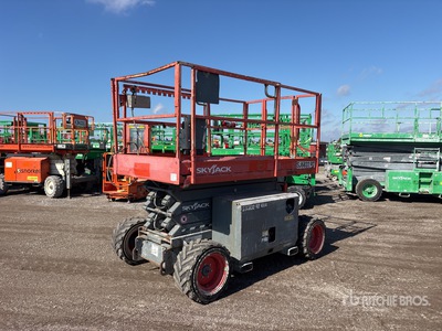 2016 Skyjack SJ6832 RT 4x4 Diesel Scissor Lift