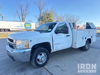 2007 Chevrolet 3500 HD 4x2 شاحنة متعددة الاغراض