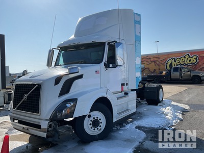 2017 Volvo VNL 4x2 Cabina per trattore stradale 2 assi (Inoperable)