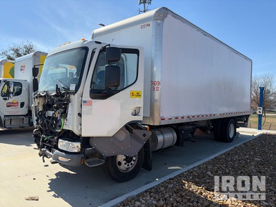 2023 Peterbilt 220 4x2 COE Autocarro furgonato