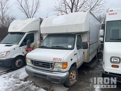 2007 Ford E-350 Cutaway Cargo Van