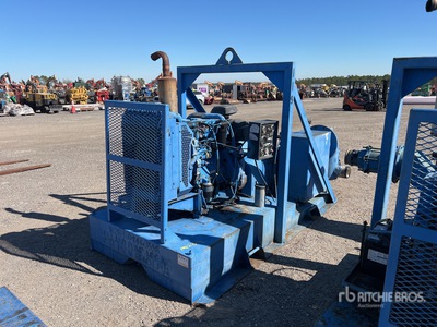 Holland VX186-520QDMOH2 Skid-Mounted Water Pump