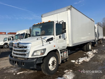 2018 Hino 268 4x2 Furgonetka