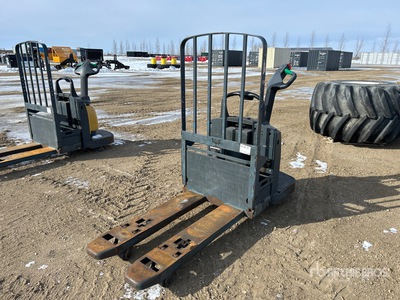 2015 Cat WR6000 6000 lb Electric Pallet Jack