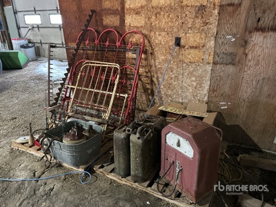 Quantity of Antiques