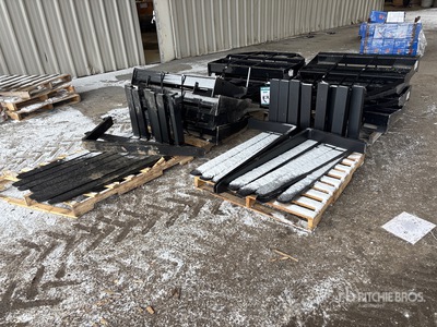 Quantity of (12) 2026 Mower King SAII100 شوكة انزلاقية التوجيه (Unused)