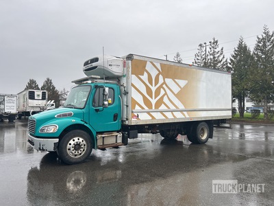 2015 Freightliner M2 106 4x2 Refrigerated Truck