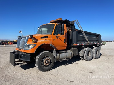 2004 International 7600 6x4 T/A Dump Truck