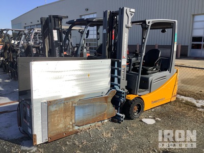 Jungheinrich EFG220 600 lb Electric Forklift