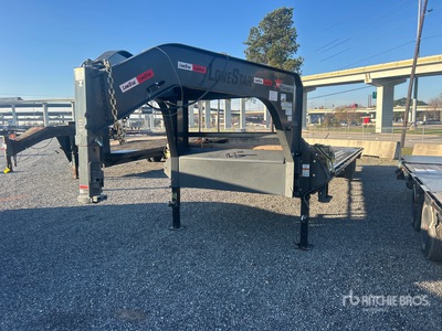 2024 Metalium Industries  32 ft T/A Gooseneck Flatbed Trailer