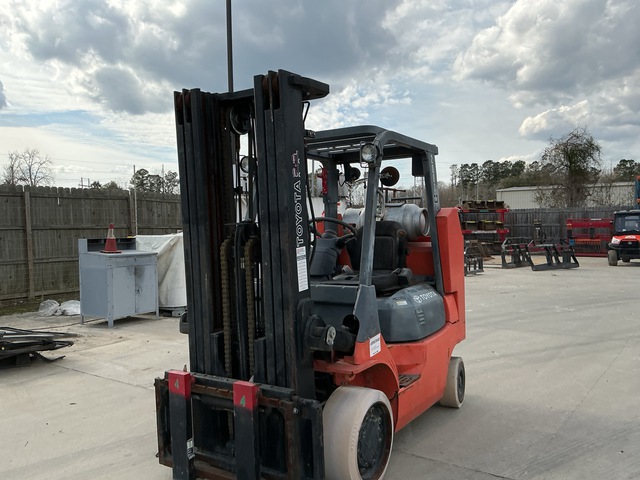 2008 Toyota 7FGCU35-BCS 7000 lb Cushion Tire Forklift