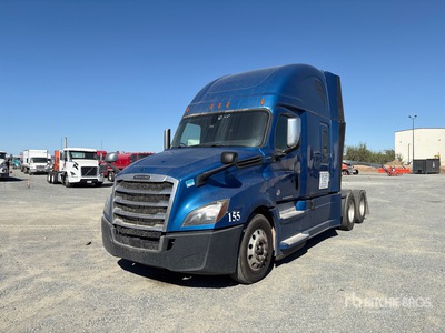 2020 Freightliner Cascadia 126 6x2 T/A Sleeper Truck Tractor