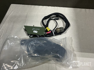 (3) 12340436 Electrical Control Boxes & (5) Vista 649256 Shifters