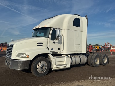 2016 Mack CXU613 6x4 トラックトラクター(T/A)