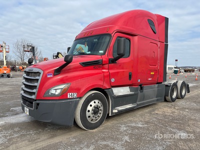 2020 Freightliner Cascadia 126 6x4 تراكتور شاحنة كابينة النوم (ثنائية المحور)