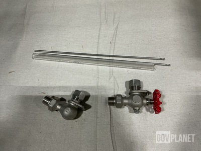 (20) Technoformers 3703K3 Liquid Sight Indicators