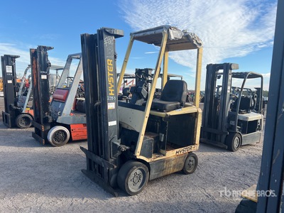 Hyster E35XM 3450 lb Montacargas Eléctrico