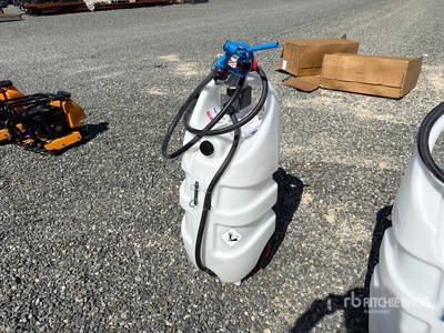 2025 AM Tank AM-TANK29 29 gal Portable Poly Gasoline Tanque de combustible (Unused)