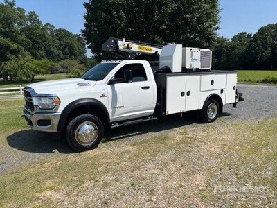2022 Ram 5500 4x4 Camion de service