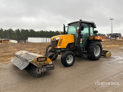 2016 Massey Ferguson 4607M Broom Tractor