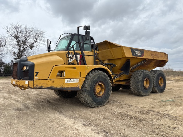 2013 Cat 740B Articulated Dump Truck