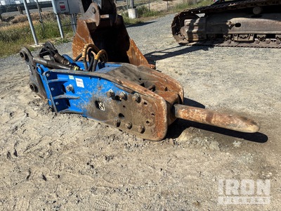 2018 Okada TOP200 Hydraulic Breaker