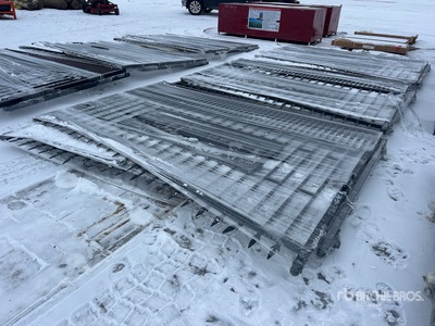 Quantity of (3) 113 in x 84 in Wrought Iron Bi-Parting Puerta de entrada