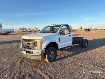 2017 Ford F-350 XL 4x4 Fahrgestell