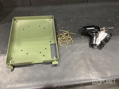 (6) Soldering Gun Kits, (700) Wood Screws & Assorted Items