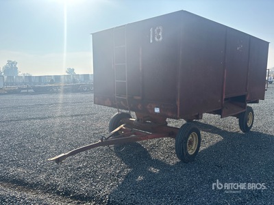 Turntable Walnut trail