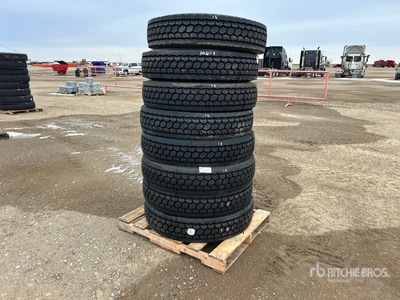 Quantity of (8) Aosowing 11R24.5 Neumáticos (Unused)