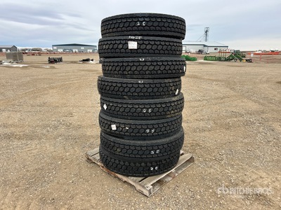 Quantity of (8) Aosowing 11R24.5 Neumáticos (Unused)