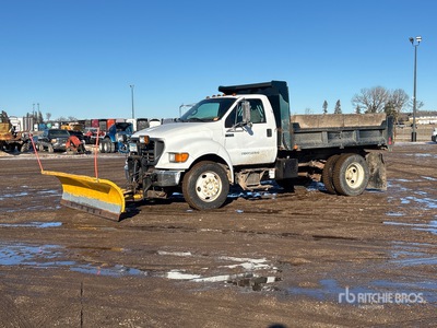 2000 Ford F-650 XLT 4x2 Snow Plow Truck