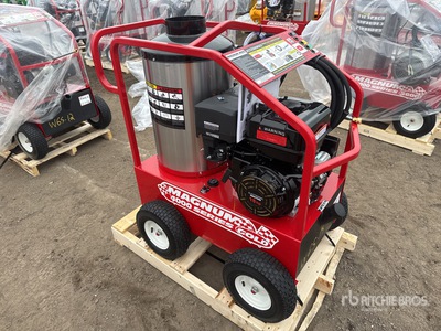 Easy-Kleen Magnum Gold Pressure Washer (Unused)