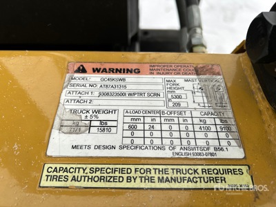 2009 Cat GC45K-SWB 9100 lb Cushion Tire Montacargas