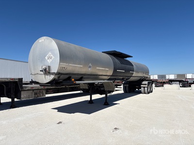 2004 Etnyre T/A 6750 gal Asphalt Tank Trailer