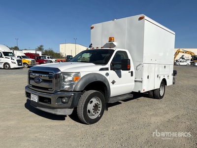 2012 Ford F-550 4x2 Utiliteits vrachtwagen