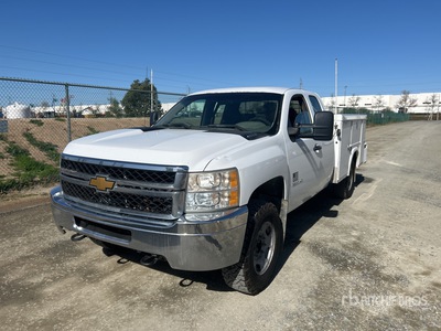2013 Chevrolet Silverado 2500HD 4x2 Extended Cab Utility Truck