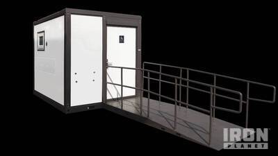 Bastone 10FT 110V Portable Disabled Toilets with Portable Toilet (Unused)